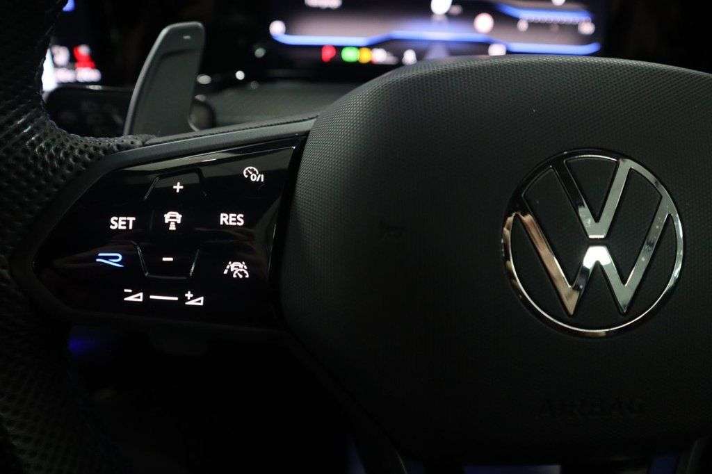 2022 VOLKSWAGEN GOLF 2022 VOLKSWAGEN GOLF