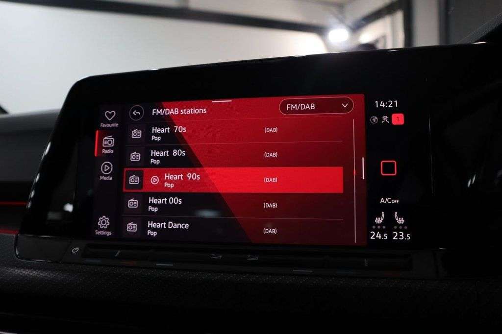 2022 VOLKSWAGEN GOLF 2022 VOLKSWAGEN GOLF