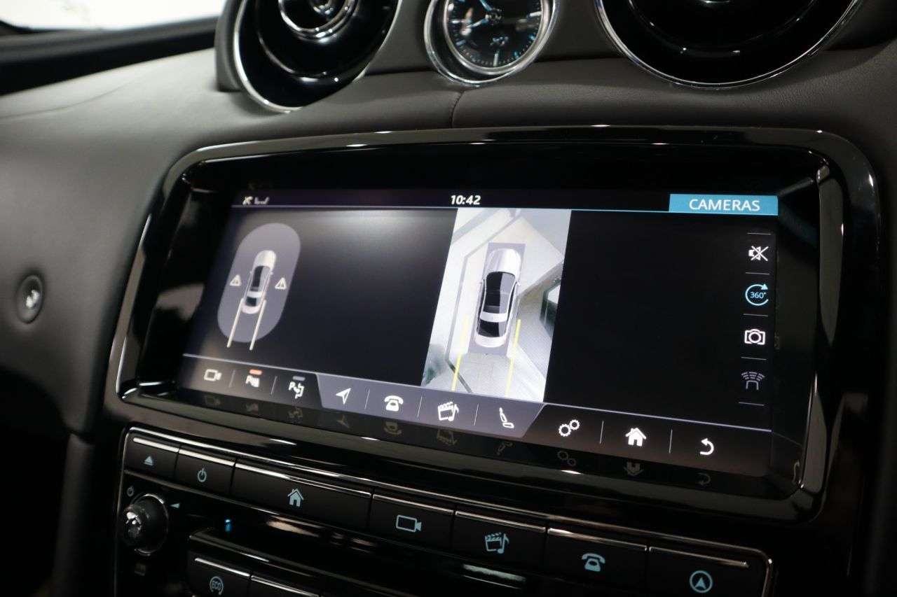 2018 JAGUAR XJ 2018 JAGUAR XJ