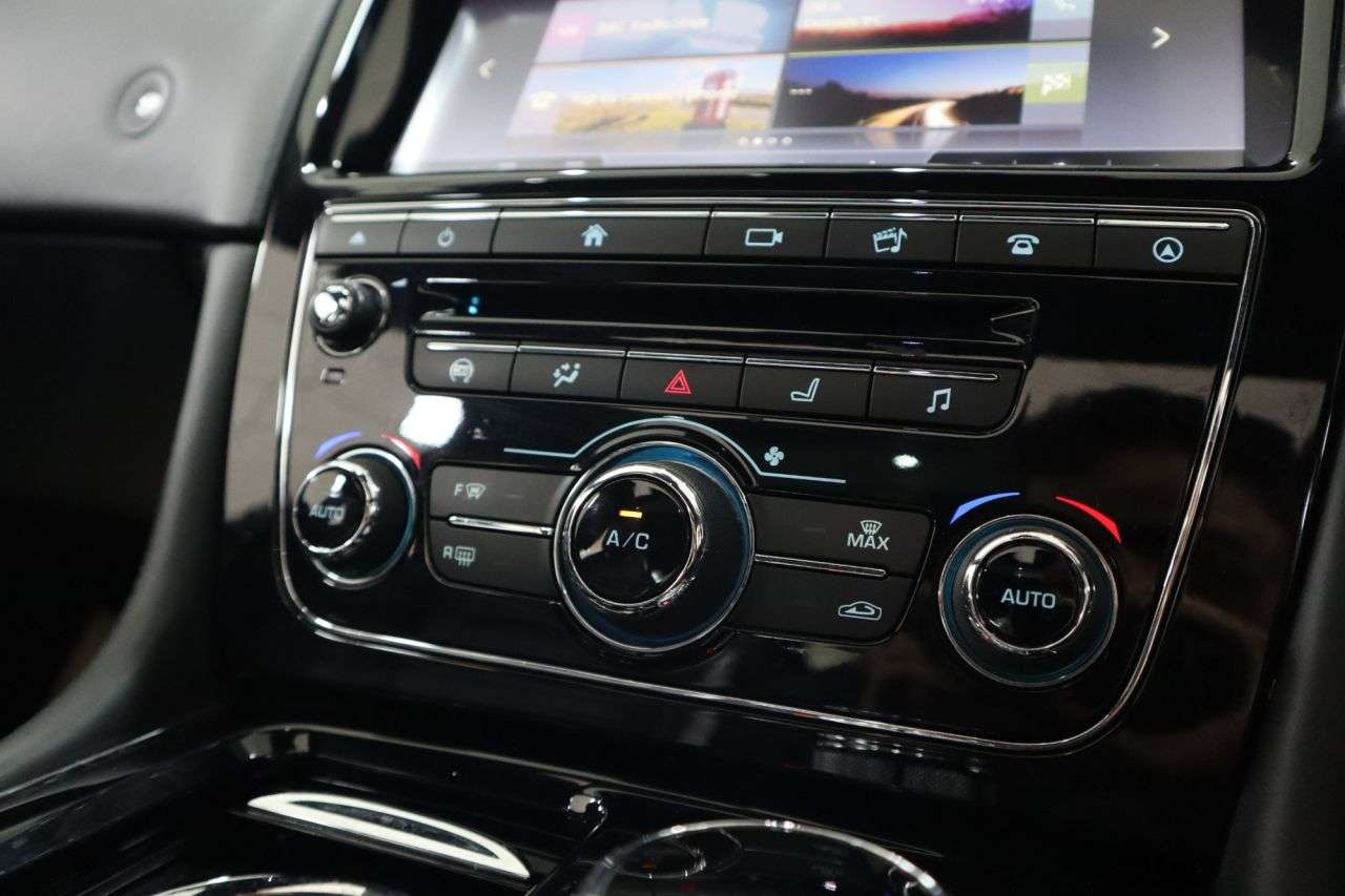 2018 JAGUAR XJ 2018 JAGUAR XJ