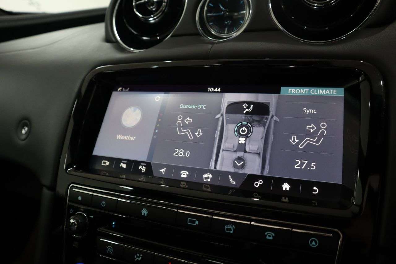 2018 JAGUAR XJ 2018 JAGUAR XJ