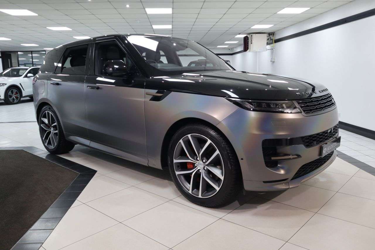 A 2023 LAND ROVER RANGE ROVER SPORT 3.0 D300 MHEV Dynamic SE SUV 5dr Diesel Auto 4WD Euro 6 (s/s) (300 ps) NEW A 2023 LAND ROVER RANGE ROVER SPORT 3.0 D300 MHEV Dynamic SE SUV 5dr Diesel Auto 4WD Euro 6 (s/s) (300 ps) NEW