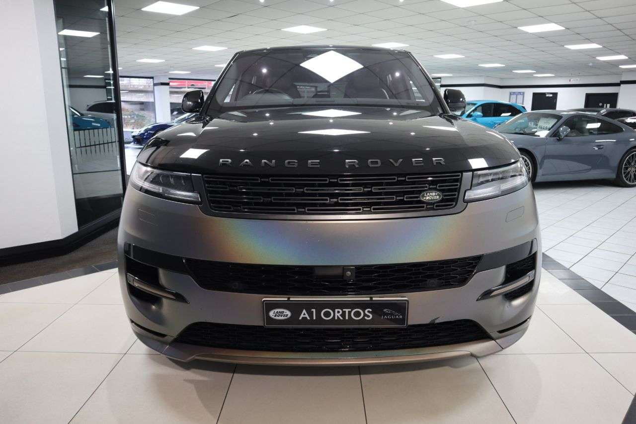 A 2023 LAND ROVER RANGE ROVER SPORT 3.0 D300 MHEV Dynamic SE SUV 5dr Diesel Auto 4WD Euro 6 (s/s) (300 ps) NEW A 2023 LAND ROVER RANGE ROVER SPORT 3.0 D300 MHEV Dynamic SE SUV 5dr Diesel Auto 4WD Euro 6 (s/s) (300 ps) NEW