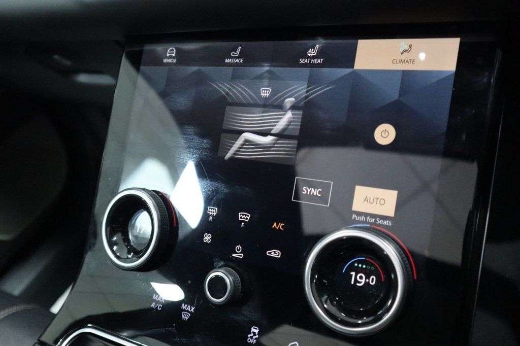 2021 LAND ROVER RANGE ROVER VELAR 2021 LAND ROVER RANGE ROVER VELAR