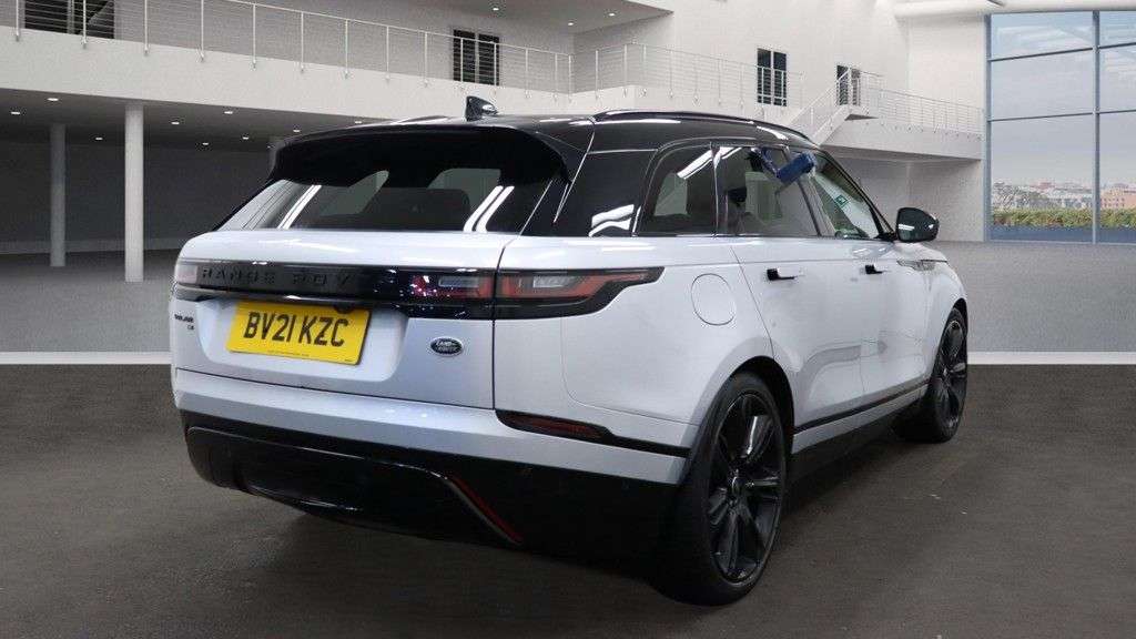 A 2021 LAND ROVER RANGE ROVER VELAR 2.0 D200 MHEV R-Dynamic HSE SUV 5dr Diesel Auto 4WD Euro 6 (s/s) (204 ps) O A 2021 LAND ROVER RANGE ROVER VELAR 2.0 D200 MHEV R-Dynamic HSE SUV 5dr Diesel Auto 4WD Euro 6 (s/s) (204 ps) O