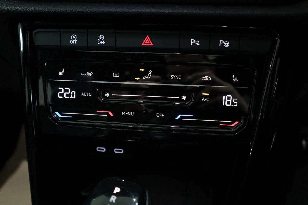 2023 VOLKSWAGEN T-ROC 2023 VOLKSWAGEN T-ROC