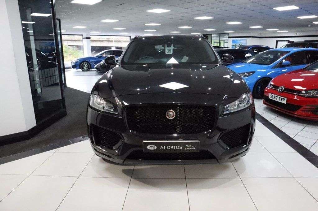 A 2019 JAGUAR F-PACE 2.0 D180 Chequered Flag SUV 5dr Diesel Auto AWD Euro 6 (s/s) (180 ps) 1 FOR A 2019 JAGUAR F-PACE 2.0 D180 Chequered Flag SUV 5dr Diesel Auto AWD Euro 6 (s/s) (180 ps) 1 FOR
