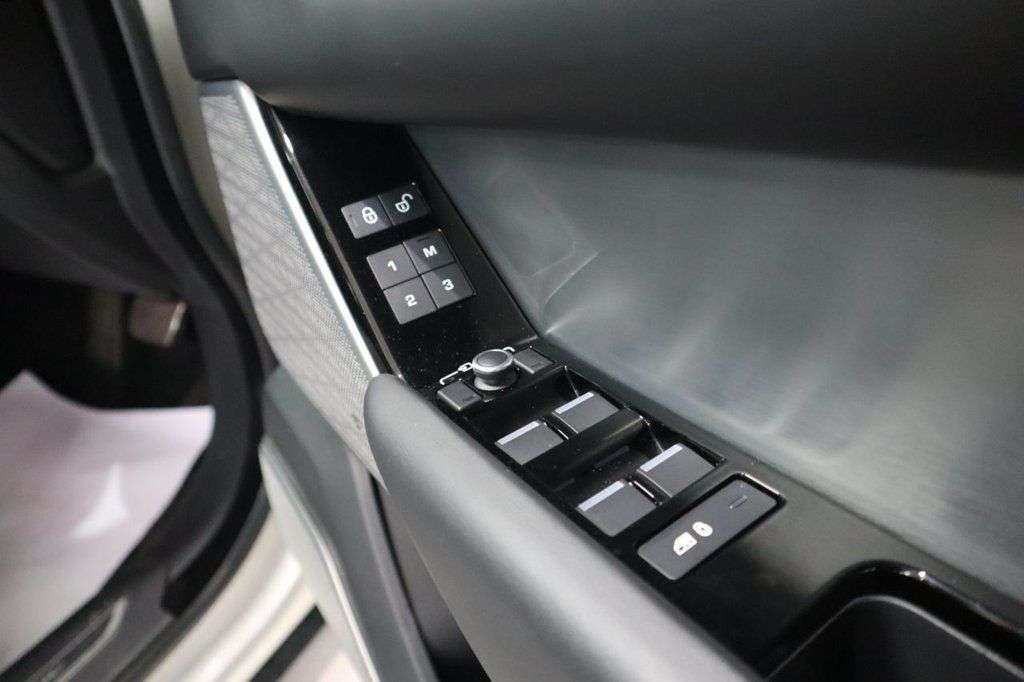 2019 LAND ROVER RANGE ROVER VELAR 2019 LAND ROVER RANGE ROVER VELAR