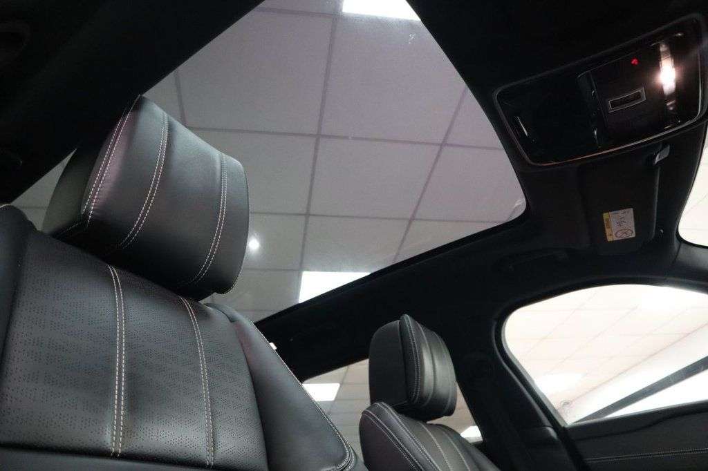 2019 LAND ROVER RANGE ROVER VELAR 2019 LAND ROVER RANGE ROVER VELAR