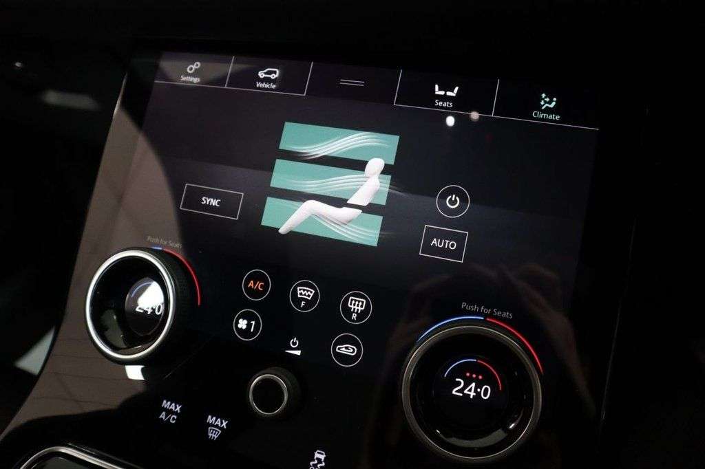 2019 LAND ROVER RANGE ROVER VELAR 2019 LAND ROVER RANGE ROVER VELAR