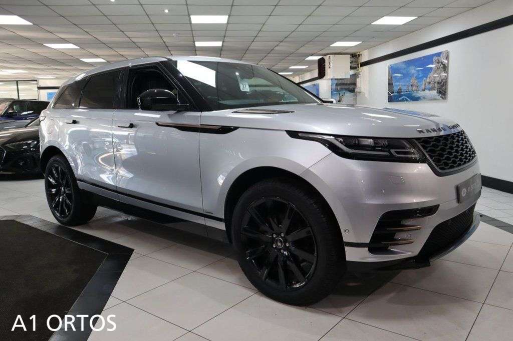 A 2019 LAND ROVER RANGE ROVER VELAR 2.0 D240 R-Dynamic HSE SUV 5dr Diesel Auto 4WD Euro 6 (s/s) (240 ps) ABSOLU A 2019 LAND ROVER RANGE ROVER VELAR 2.0 D240 R-Dynamic HSE SUV 5dr Diesel Auto 4WD Euro 6 (s/s) (240 ps) ABSOLU