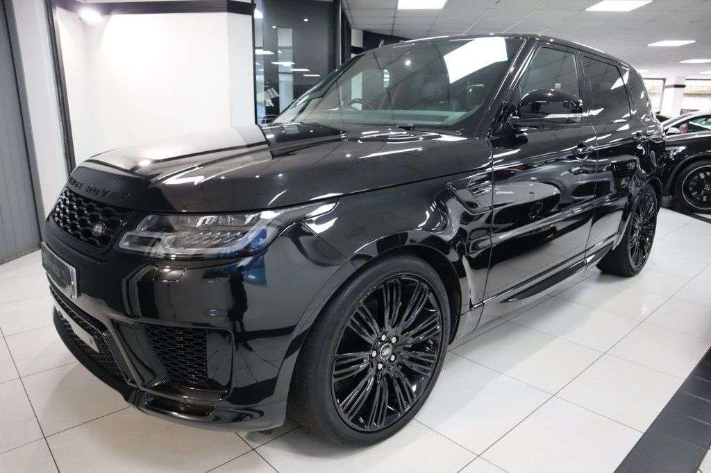 A 2022 LAND ROVER RANGE ROVER SPORT 3.0 D300 MHEV HSE Dynamic Black SUV 5dr Diesel Auto 4WD Euro 6 (s/s) (300 p A 2022 LAND ROVER RANGE ROVER SPORT 3.0 D300 MHEV HSE Dynamic Black SUV 5dr Diesel Auto 4WD Euro 6 (s/s) (300 p
