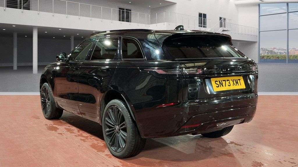 A 2023 LAND ROVER RANGE ROVER VELAR 2.0 D200 MHEV Dynamic SE SUV 5dr Diesel Auto 4WD Euro 6 (s/s) (204 ps) NEW A 2023 LAND ROVER RANGE ROVER VELAR 2.0 D200 MHEV Dynamic SE SUV 5dr Diesel Auto 4WD Euro 6 (s/s) (204 ps) NEW