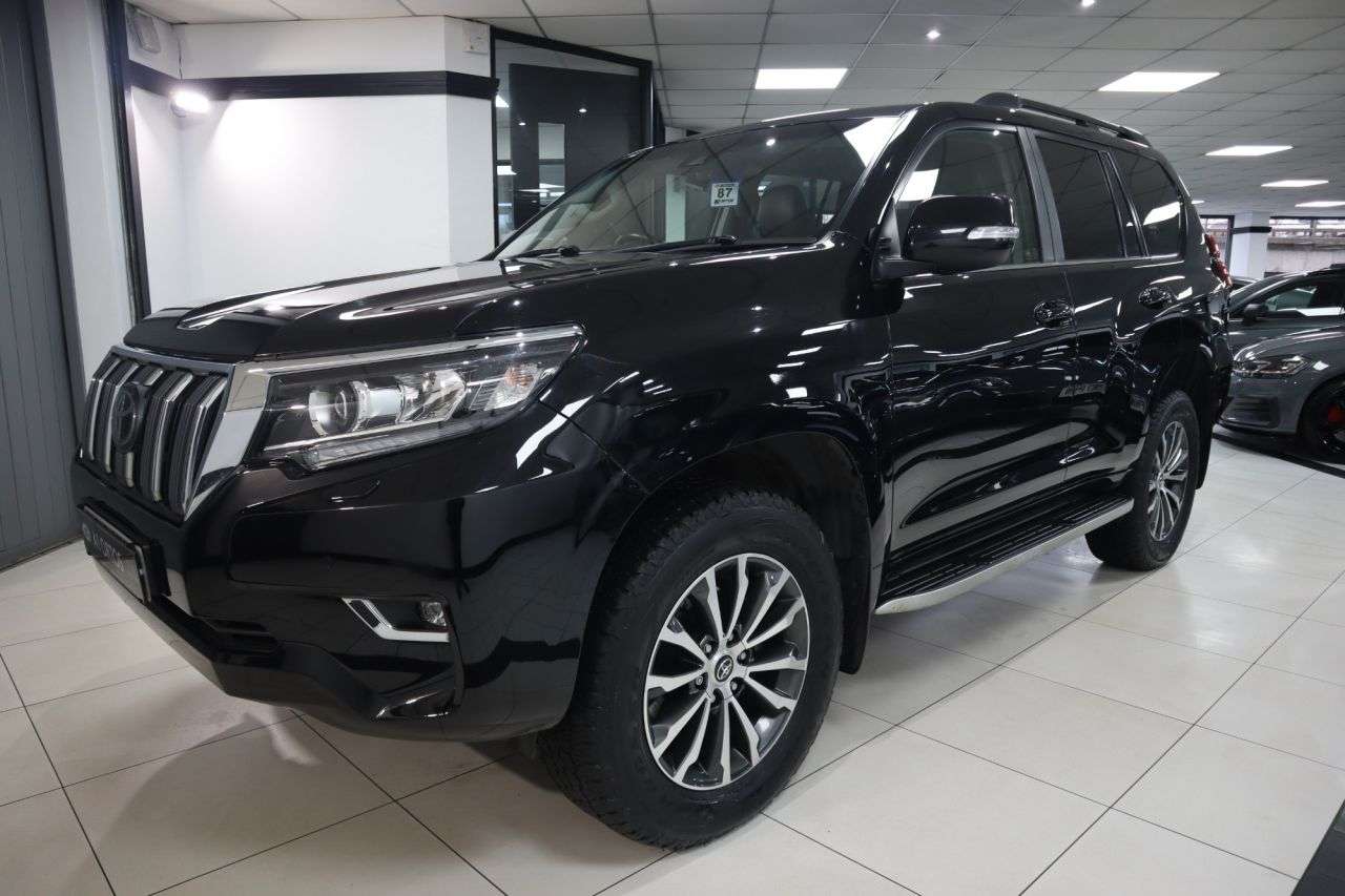 A 2019 TOYOTA LAND CRUISER 2.8D Icon SUV 5dr Diesel Auto 4WD Euro 6 (7 Seat) (177 ps) 1 FORMER KEEPER A 2019 TOYOTA LAND CRUISER 2.8D Icon SUV 5dr Diesel Auto 4WD Euro 6 (7 Seat) (177 ps) 1 FORMER KEEPER