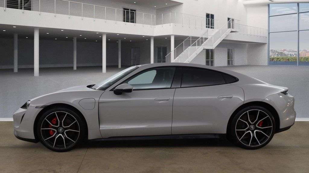 2023 PORSCHE TAYCAN 2023 PORSCHE TAYCAN