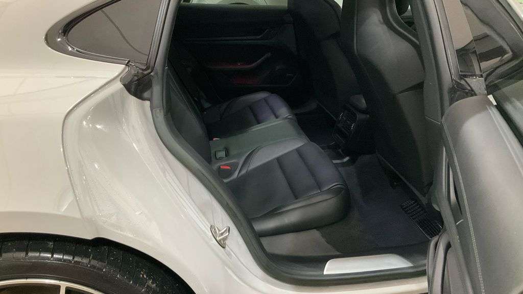 2023 PORSCHE TAYCAN 2023 PORSCHE TAYCAN