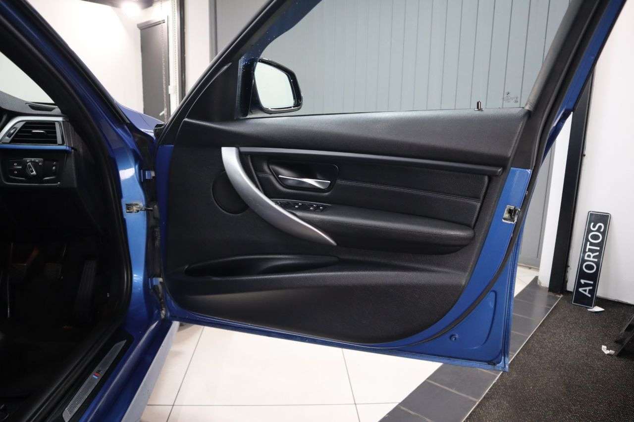 2012 BMW 3 SERIES 2012 BMW 3 SERIES