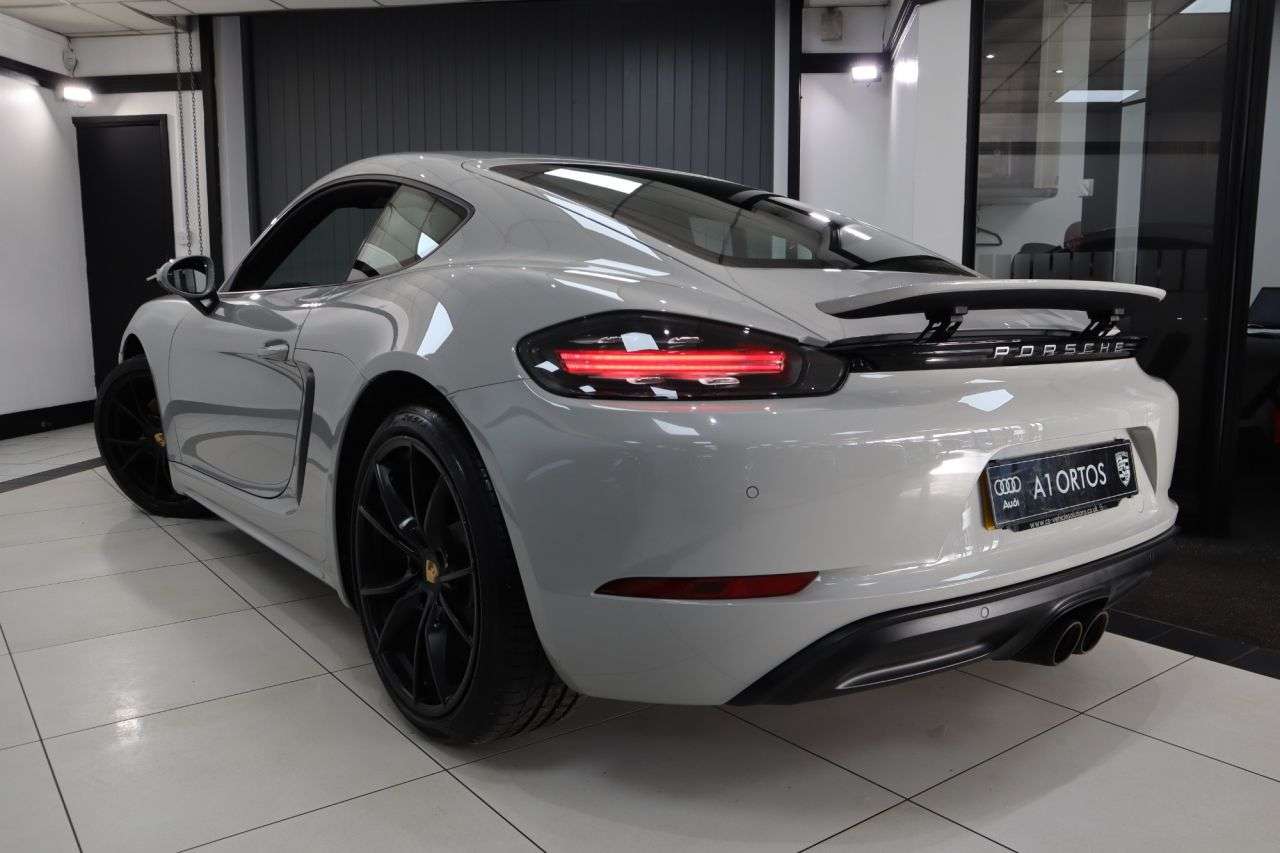 2019 PORSCHE 718 CAYMAN 2019 PORSCHE 718 CAYMAN