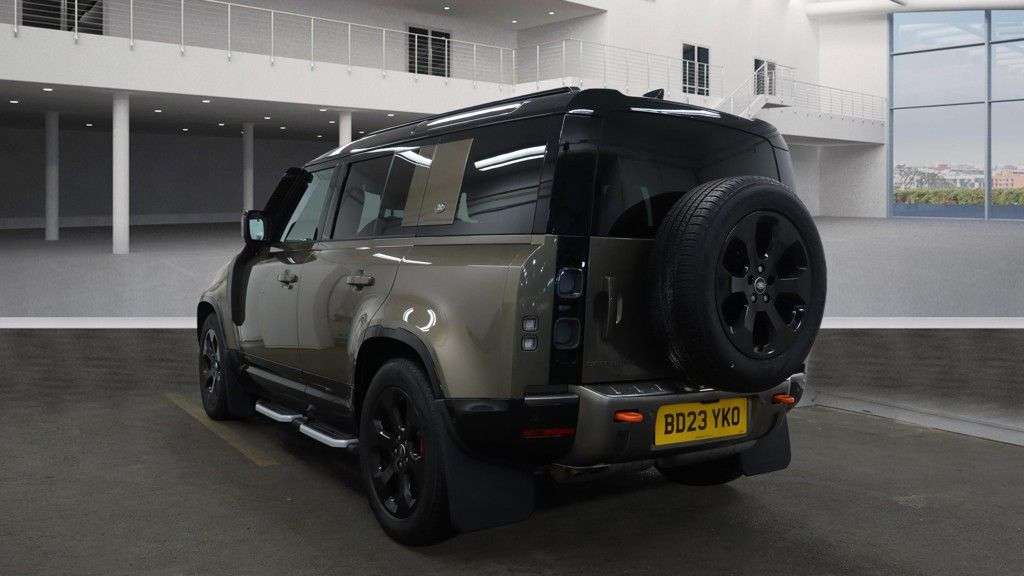 A 2023 LAND ROVER DEFENDER 3.0 D300 MHEV X SUV 5dr Diesel Auto 4WD Euro 6 (s/s) (300 ps) FULL LAND ROV A 2023 LAND ROVER DEFENDER 3.0 D300 MHEV X SUV 5dr Diesel Auto 4WD Euro 6 (s/s) (300 ps) FULL LAND ROV