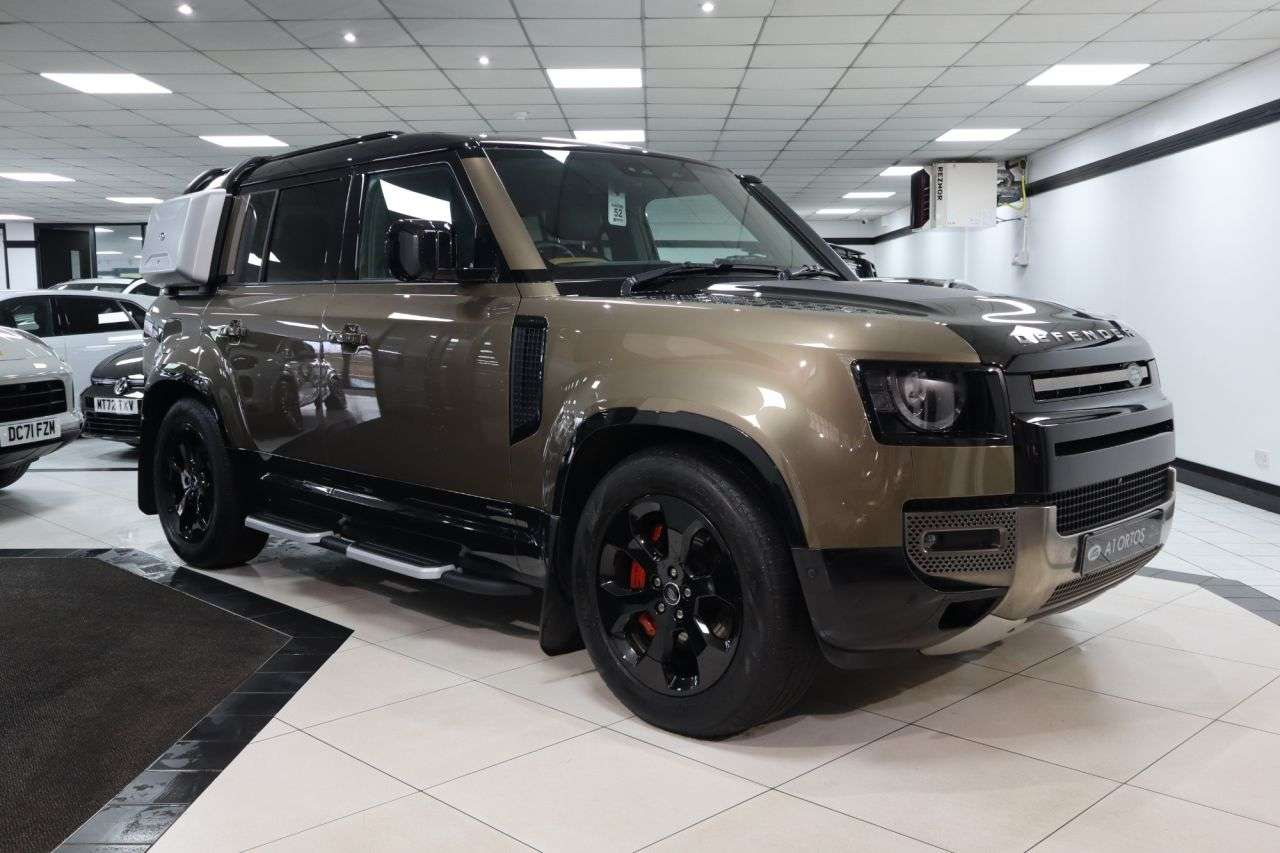 A 2023 LAND ROVER DEFENDER 3.0 D300 MHEV X SUV 5dr Diesel Auto 4WD Euro 6 (s/s) (300 ps) FULL LAND ROV A 2023 LAND ROVER DEFENDER 3.0 D300 MHEV X SUV 5dr Diesel Auto 4WD Euro 6 (s/s) (300 ps) FULL LAND ROV