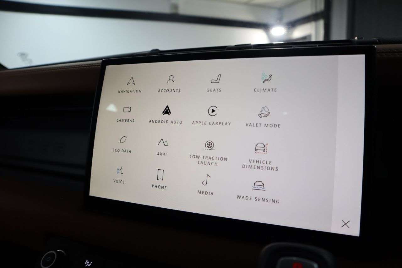 2023 LAND ROVER DEFENDER 2023 LAND ROVER DEFENDER
