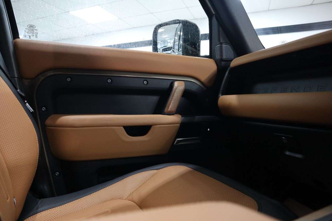 2023 LAND ROVER DEFENDER 2023 LAND ROVER DEFENDER