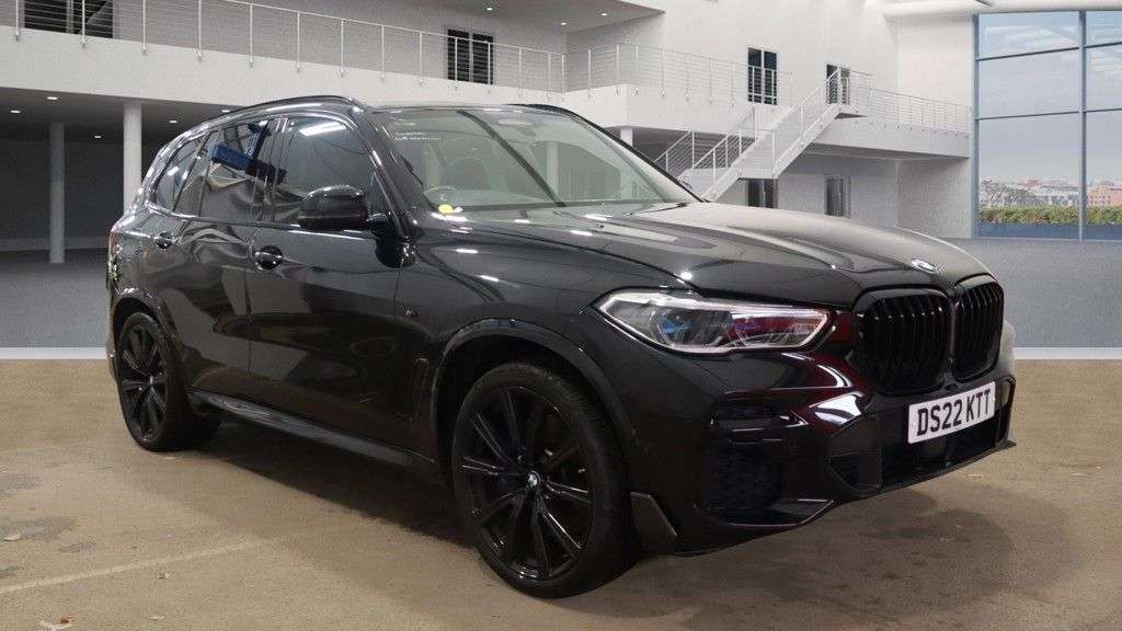 A 2022 BMW X5 3.0 40d MHT M Sport (7 Seats) SUV 5dr Diesel Hybrid Auto xDrive Euro 6 (s/s A 2022 BMW X5 3.0 40d MHT M Sport (7 Seats) SUV 5dr Diesel Hybrid Auto xDrive Euro 6 (s/s
