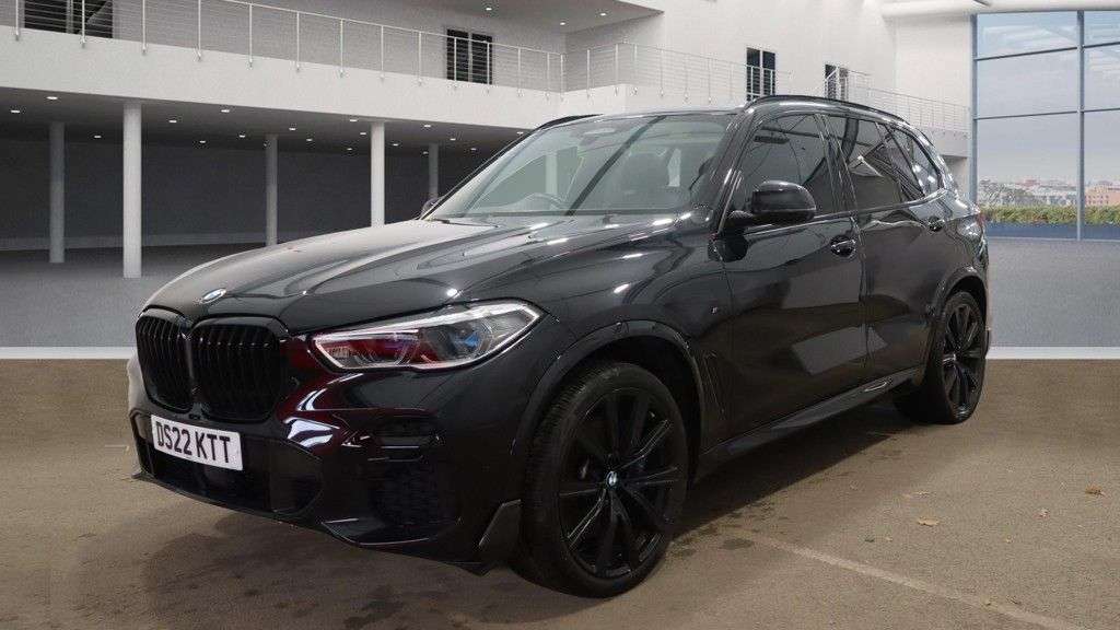 A 2022 BMW X5 3.0 40d MHT M Sport (7 Seats) SUV 5dr Diesel Hybrid Auto xDrive Euro 6 (s/s A 2022 BMW X5 3.0 40d MHT M Sport (7 Seats) SUV 5dr Diesel Hybrid Auto xDrive Euro 6 (s/s