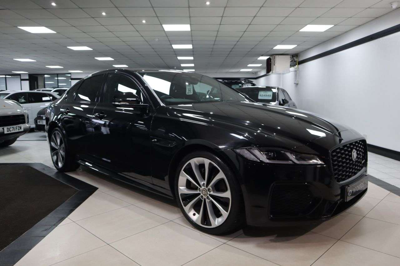 A 2023 JAGUAR XF 2.0 D200 MHEV R-Dynamic HSE Saloon 4dr Diesel Auto Euro 6 (s/s) (204 ps) IN A 2023 JAGUAR XF 2.0 D200 MHEV R-Dynamic HSE Saloon 4dr Diesel Auto Euro 6 (s/s) (204 ps) IN