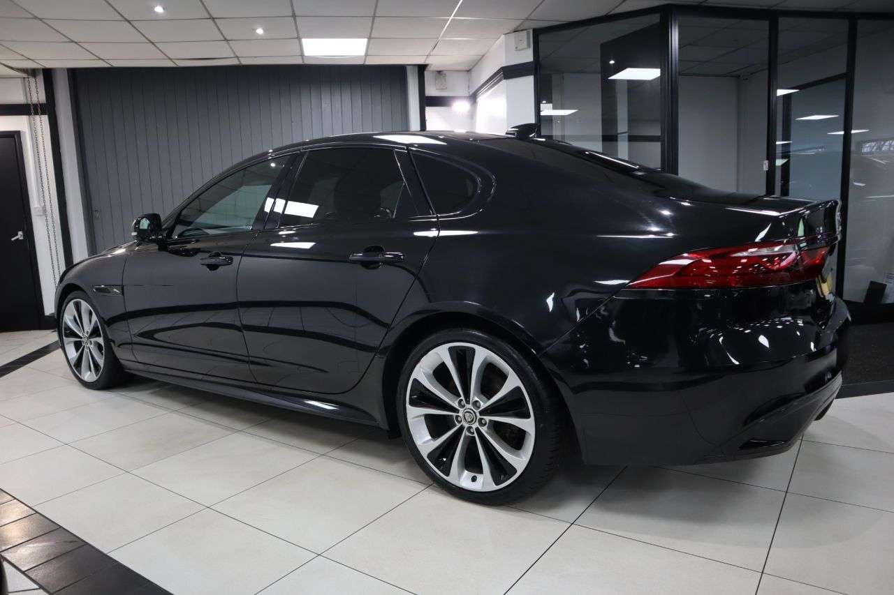 A 2023 JAGUAR XF 2.0 D200 MHEV R-Dynamic HSE Saloon 4dr Diesel Auto Euro 6 (s/s) (204 ps) IN A 2023 JAGUAR XF 2.0 D200 MHEV R-Dynamic HSE Saloon 4dr Diesel Auto Euro 6 (s/s) (204 ps) IN