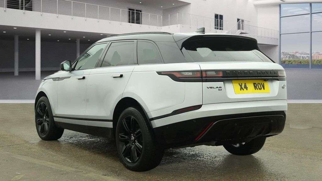 A 2021 LAND ROVER RANGE ROVER VELAR 2.0 D200 MHEV Edition SUV 5dr Diesel Auto 4WD Euro 6 (s/s) (204 ps) LIMITED A 2021 LAND ROVER RANGE ROVER VELAR 2.0 D200 MHEV Edition SUV 5dr Diesel Auto 4WD Euro 6 (s/s) (204 ps) LIMITED