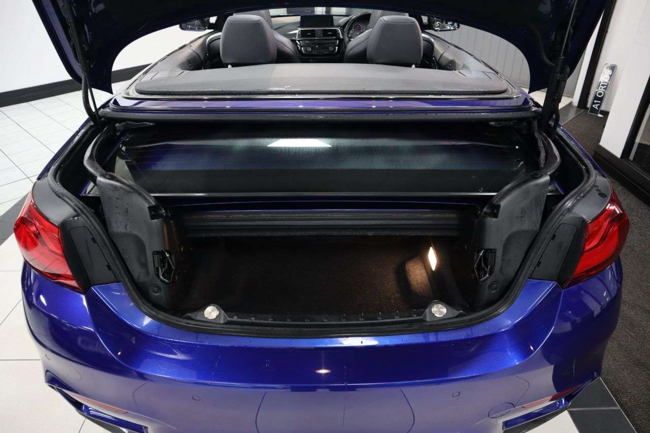 2018 BMW M4 2018 BMW M4