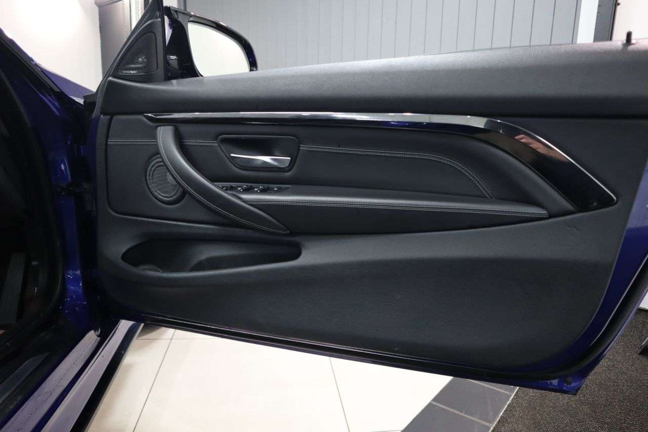 2018 BMW M4 2018 BMW M4