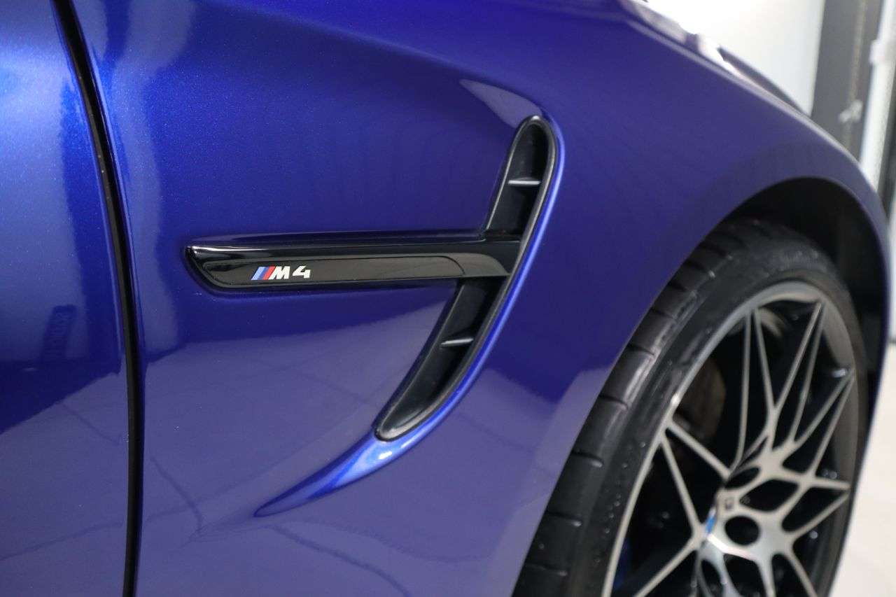 2018 BMW M4 2018 BMW M4