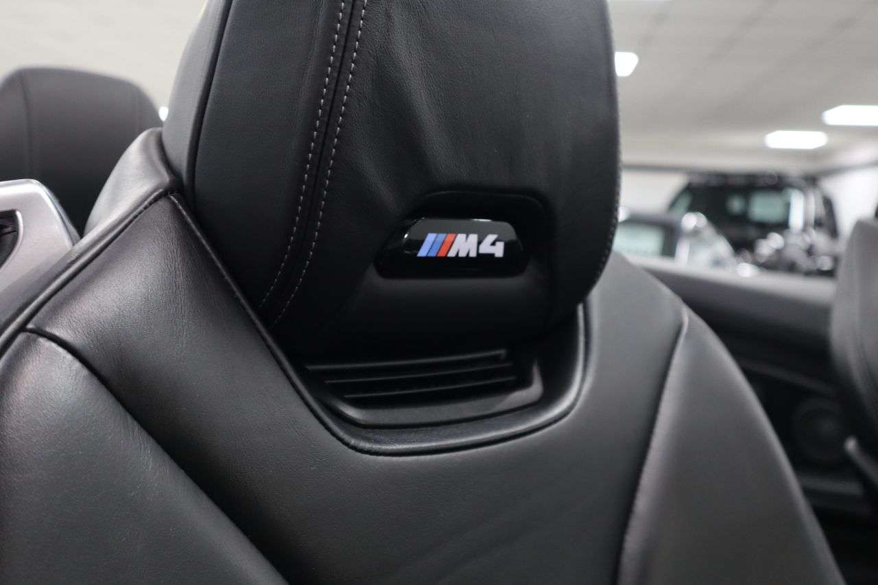 2018 BMW M4 2018 BMW M4