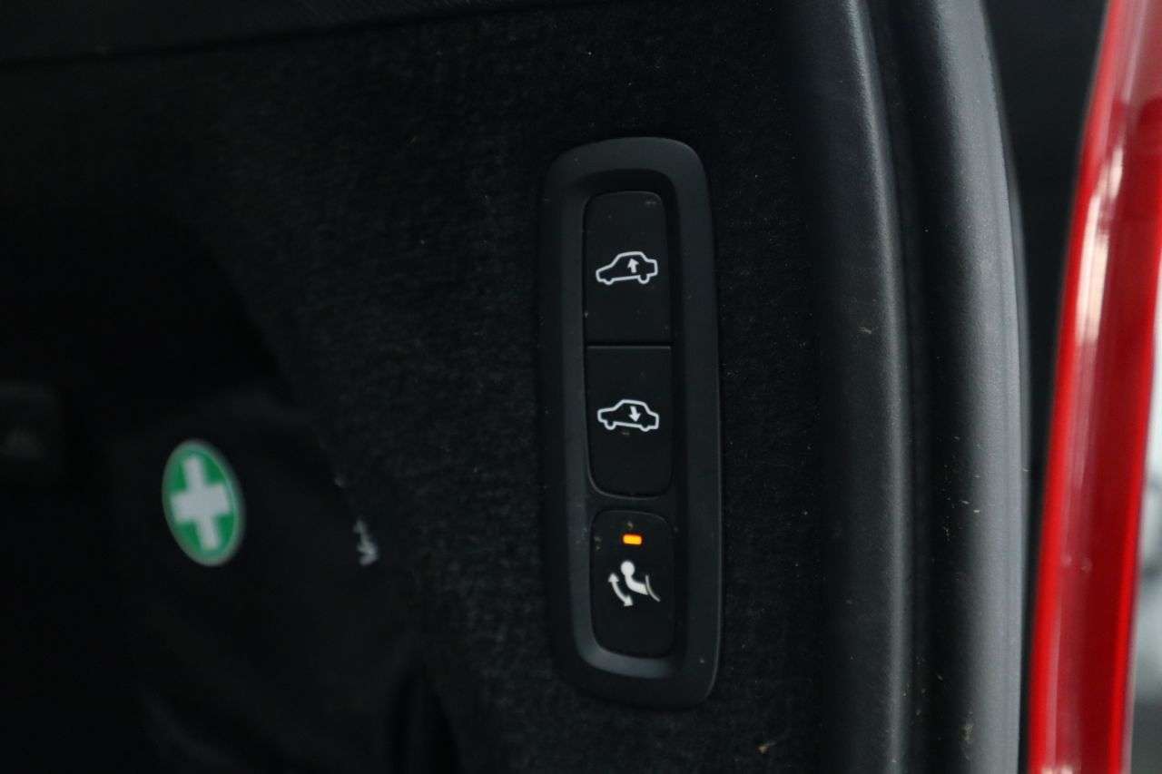 2019 VOLVO XC90 2019 VOLVO XC90