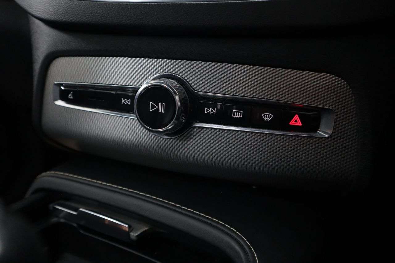 2019 VOLVO XC90 2019 VOLVO XC90