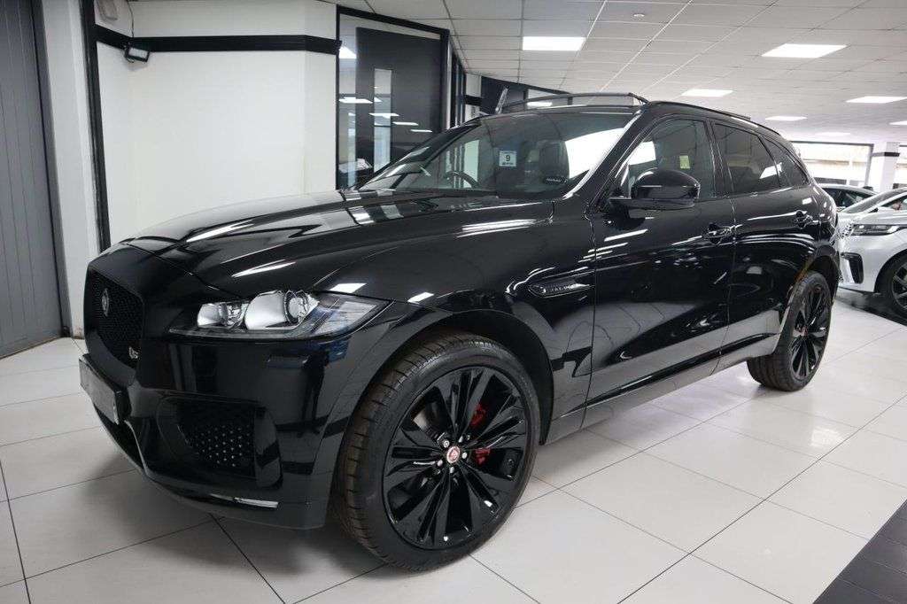 A 2017 JAGUAR F-PACE 3.0 V6 S SUV 5dr Petrol Auto AWD Euro 6 (s/s) (380 ps) VAT QUALIFYING, SIMP A 2017 JAGUAR F-PACE 3.0 V6 S SUV 5dr Petrol Auto AWD Euro 6 (s/s) (380 ps) VAT QUALIFYING, SIMP