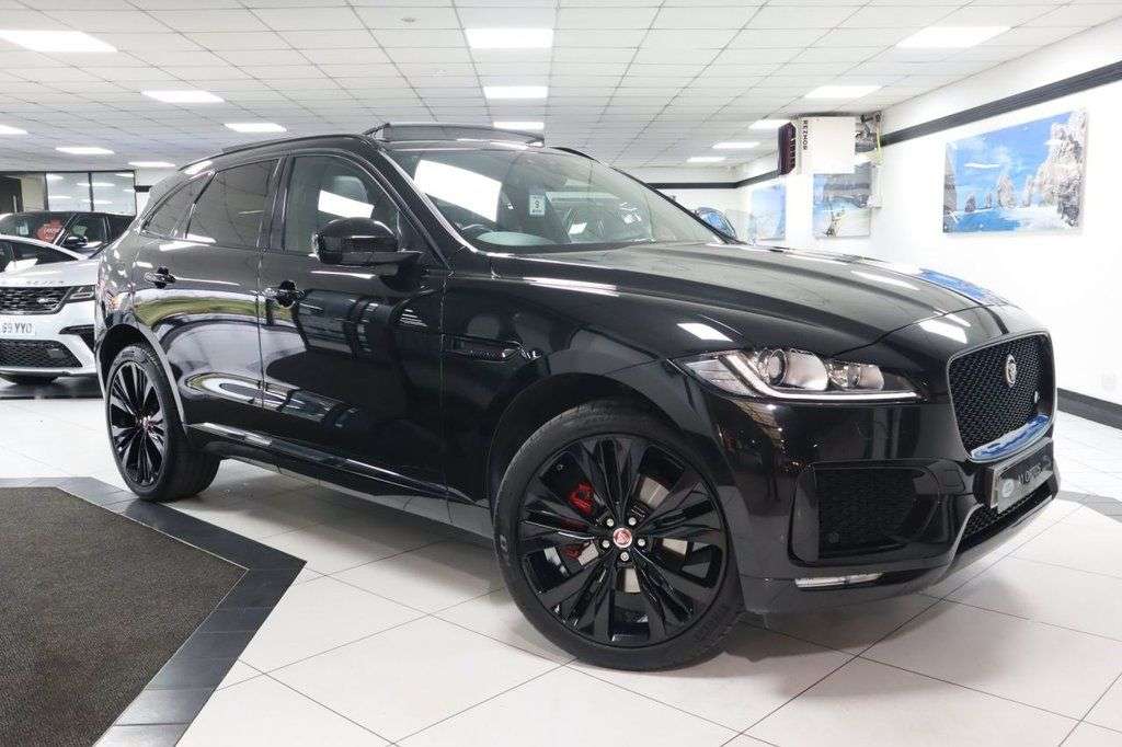 2017 JAGUAR F-PACE 2017 JAGUAR F-PACE