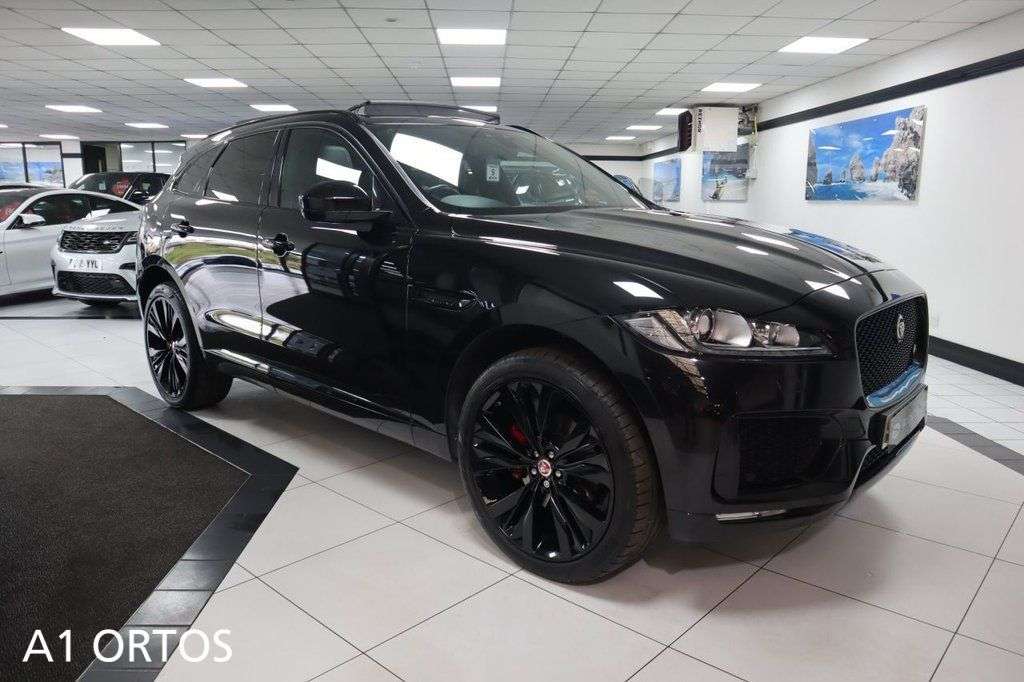 A 2017 JAGUAR F-PACE 3.0 V6 S SUV 5dr Petrol Auto AWD Euro 6 (s/s) (380 ps) VAT QUALIFYING, SIMP A 2017 JAGUAR F-PACE 3.0 V6 S SUV 5dr Petrol Auto AWD Euro 6 (s/s) (380 ps) VAT QUALIFYING, SIMP