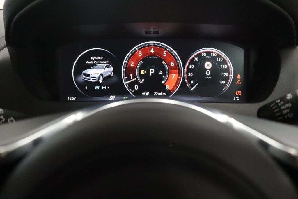 2017 JAGUAR F-PACE 2017 JAGUAR F-PACE