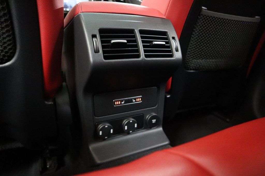 2017 JAGUAR F-PACE 2017 JAGUAR F-PACE