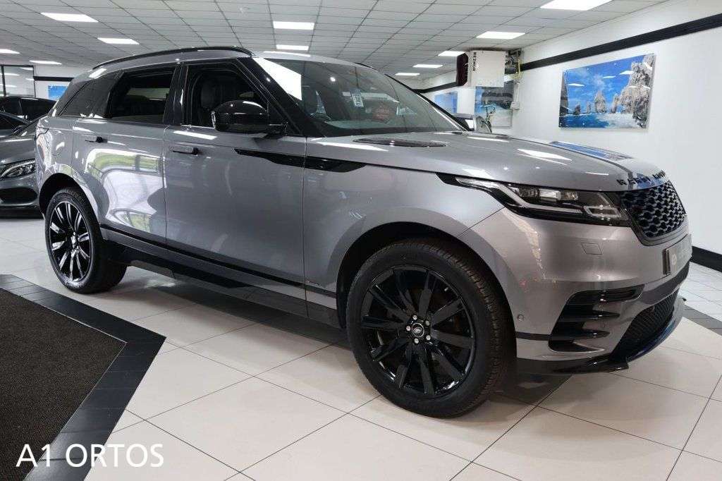 A 2020 LAND ROVER RANGE ROVER VELAR 2.0 D180 R-Dynamic SE SUV 5dr Diesel Auto 4WD Euro 6 (s/s) (180 ps) 1 FORME A 2020 LAND ROVER RANGE ROVER VELAR 2.0 D180 R-Dynamic SE SUV 5dr Diesel Auto 4WD Euro 6 (s/s) (180 ps) 1 FORME