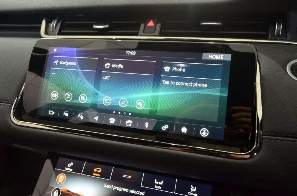 2019 LAND ROVER RANGE ROVER EVOQUE 2019 LAND ROVER RANGE ROVER EVOQUE