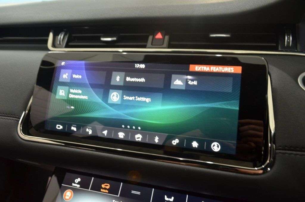 2019 LAND ROVER RANGE ROVER EVOQUE 2019 LAND ROVER RANGE ROVER EVOQUE