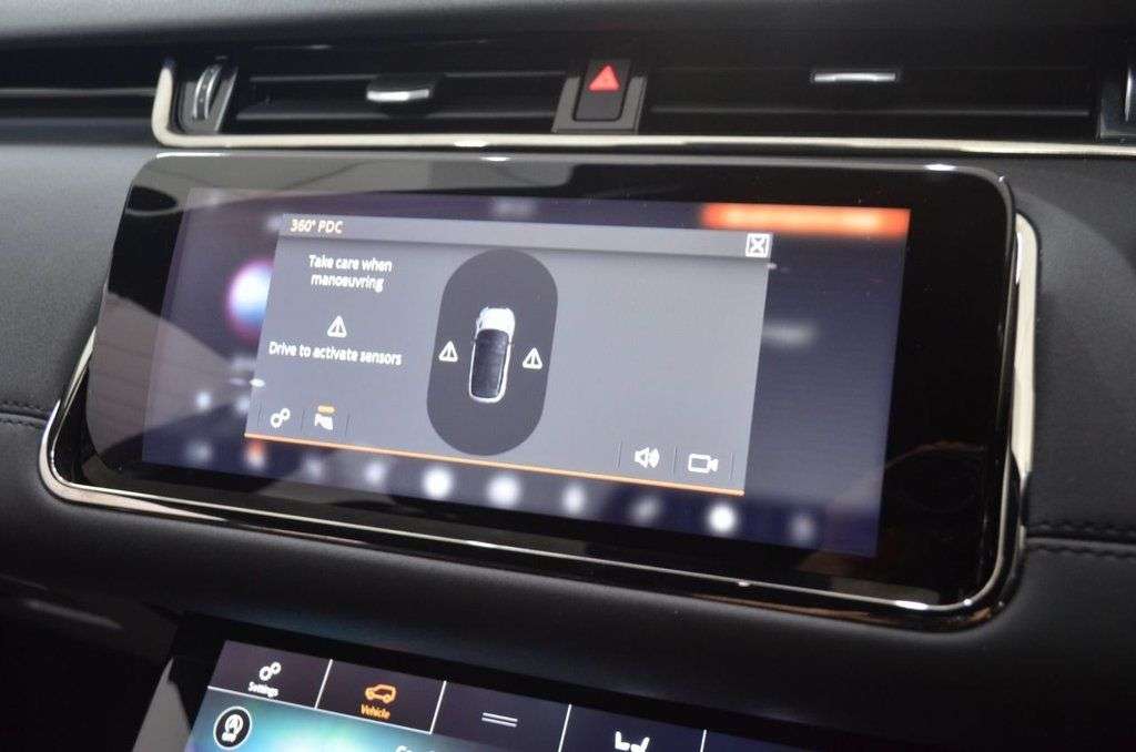 2019 LAND ROVER RANGE ROVER EVOQUE 2019 LAND ROVER RANGE ROVER EVOQUE