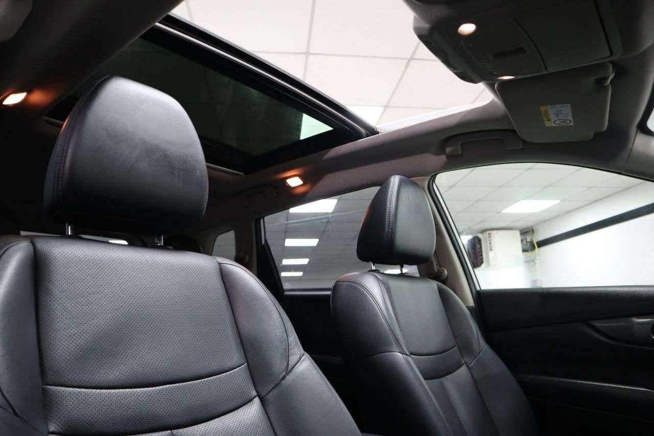 A 2014 NISSAN X-TRAIL 1.6 dCi Tekna SUV 5dr Diesel Manual Euro 5 (s/s) (130 ps) 10 STAMP HISTORY+ A 2014 NISSAN X-TRAIL 1.6 dCi Tekna SUV 5dr Diesel Manual Euro 5 (s/s) (130 ps) 10 STAMP HISTORY+