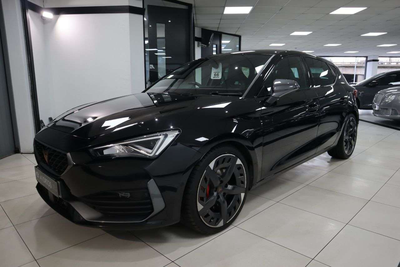 A 2021 CUPRA LEON 2.0 TSI VZ3 Hatchback 5dr Petrol DSG Euro 6 (s/s) (300 ps) ABSOLUTE STUNNIN A 2021 CUPRA LEON 2.0 TSI VZ3 Hatchback 5dr Petrol DSG Euro 6 (s/s) (300 ps) ABSOLUTE STUNNIN