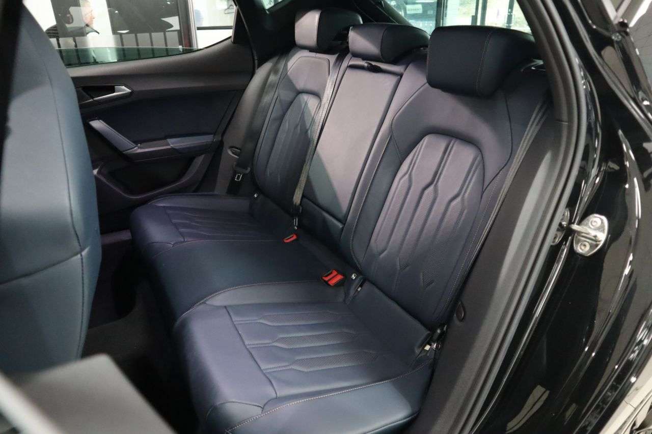 2021 CUPRA LEON 2021 CUPRA LEON