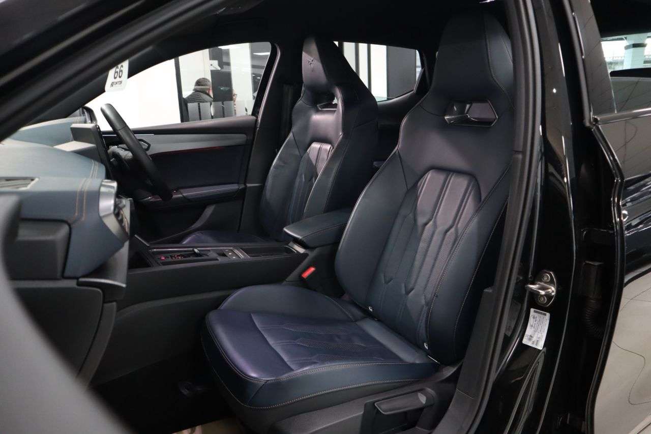 2021 CUPRA LEON 2021 CUPRA LEON